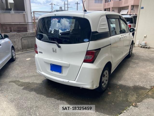Honda FREED SPIKE 2013-03 8245267-4