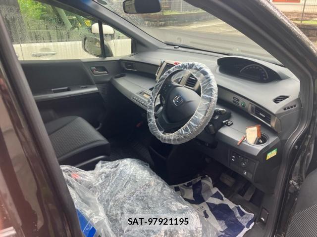 Honda FREED SPIKE 2013-09 8335956-15