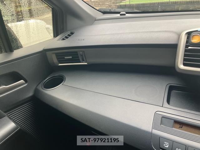 Honda FREED SPIKE 2013-09 8335956-26