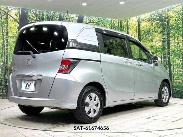 Honda FREED SPIKE 2016-01 8335953-16
