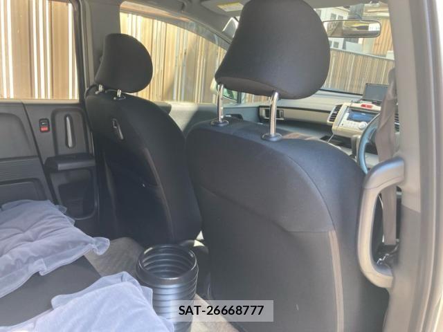 Honda FREED SPIKE 2010-09 8354556-17