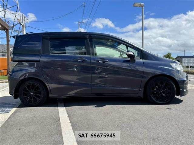 Honda FREED SPIKE 2014-06 8366057-11