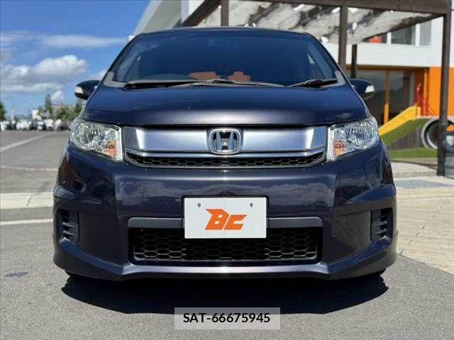 Honda FREED SPIKE 2014-06 8366057-8