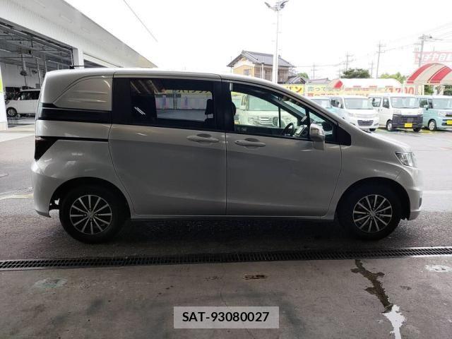 Honda FREED SPIKE 2013-09 8371689-10