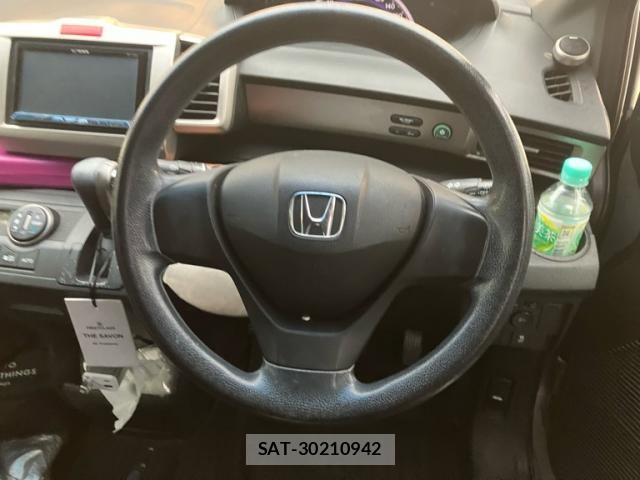 Honda FREED SPIKE 2013-04 8412607-14