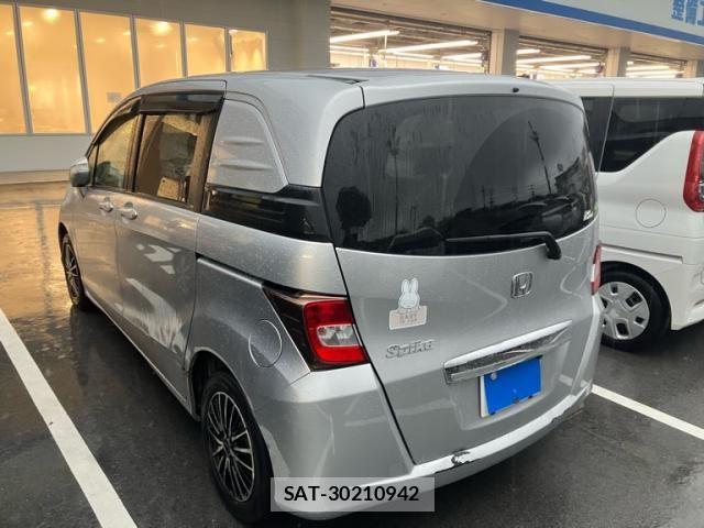 Honda FREED SPIKE 2013-04 8412607-4