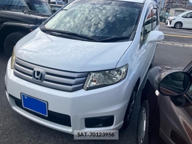 Honda FREED SPIKE 2014-01 8437723-0
