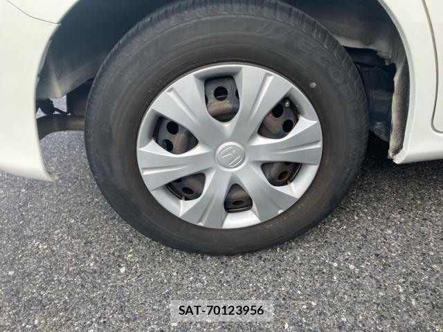 Honda FREED SPIKE 2014-01 8437723-5
