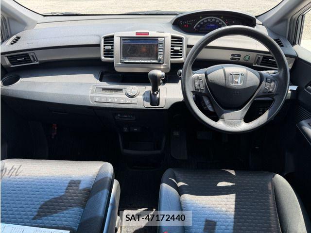 Honda FREED SPIKE 2011-11 8457559-15