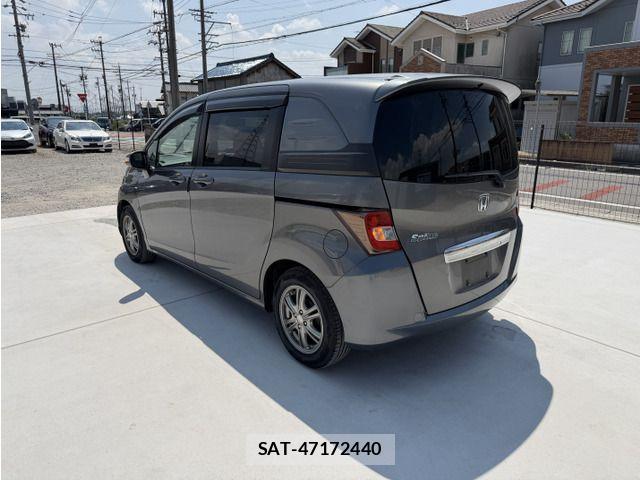 Honda FREED SPIKE 2011-11 8457559-8