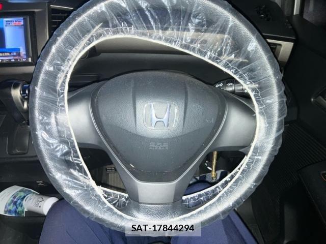 Honda FREED SPIKE 2010-08 8562021-18