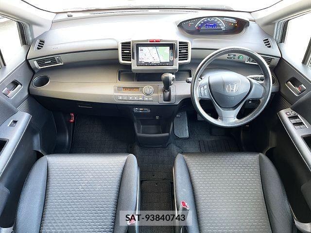 Honda FREED SPIKE 2013-10 8562019-1