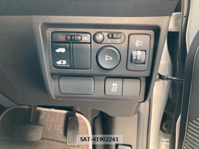 Honda FREED SPIKE 2012-02 8829204-12