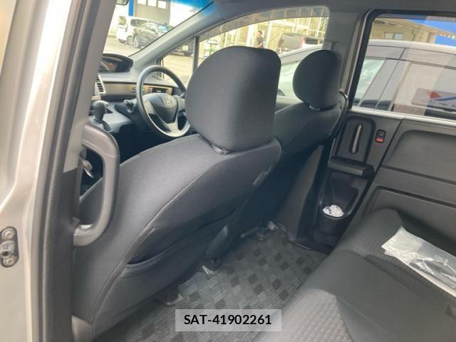 Honda FREED SPIKE 2012-02 8829204-17