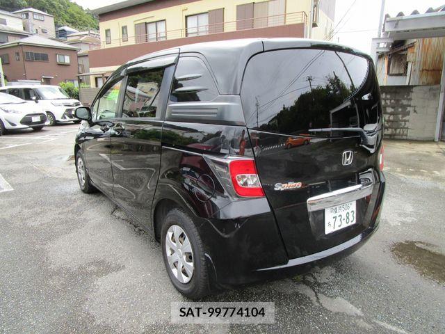Honda FREED SPIKE 2016-03 8849147-2