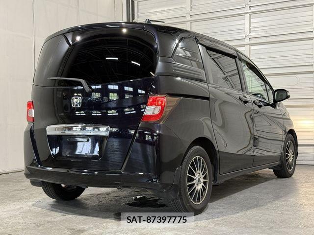 Honda FREED SPIKE 2012-02 8849151-4