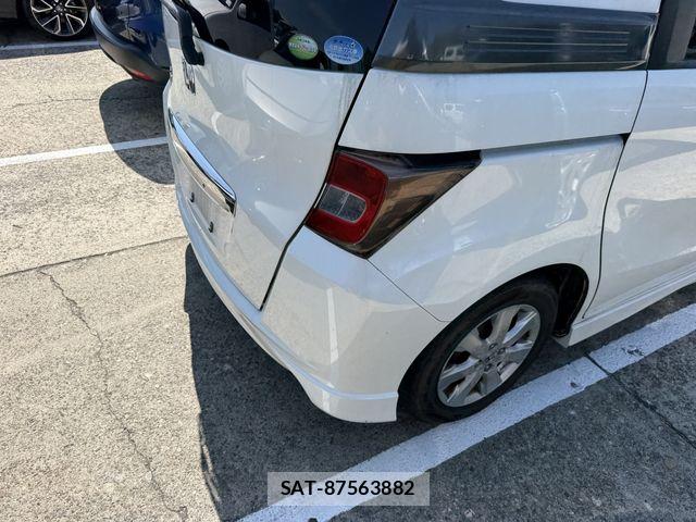 Honda FREED SPIKE 2010-09 8879902-11