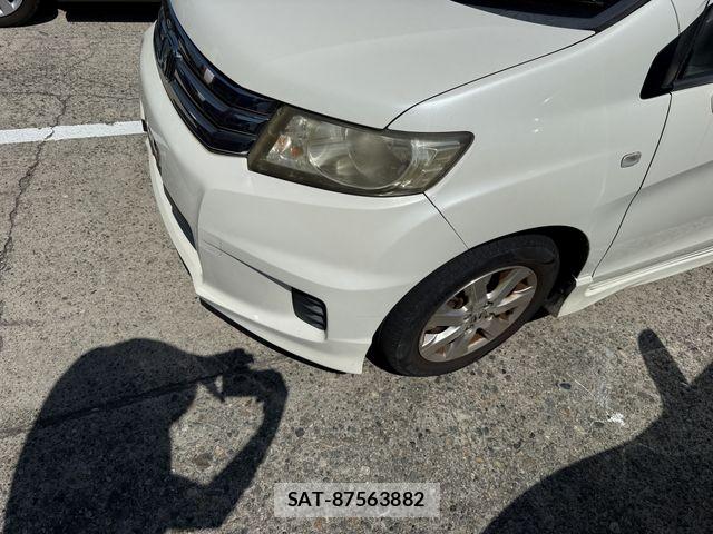 Honda FREED SPIKE 2010-09 8879902-16