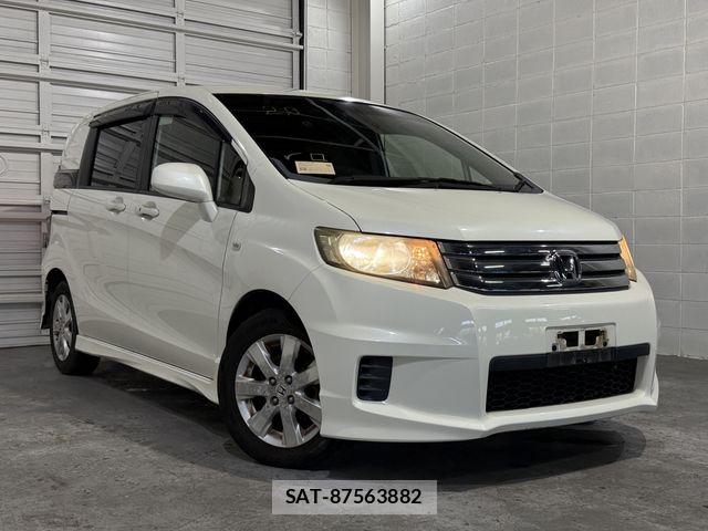 Honda FREED SPIKE 2010-09 8879902-7