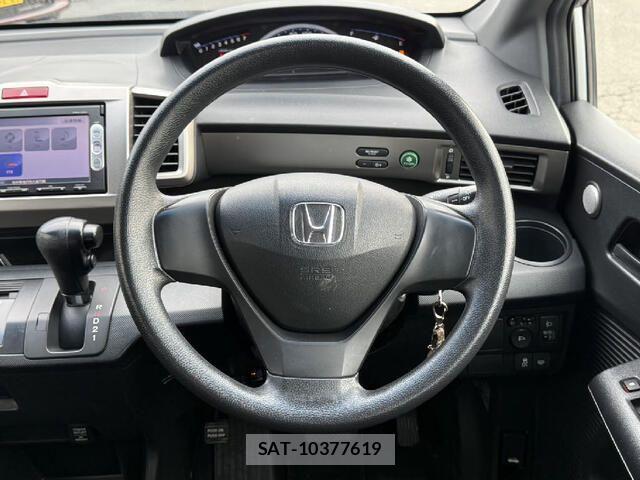 Honda FREED SPIKE 2015-03 4392520-14