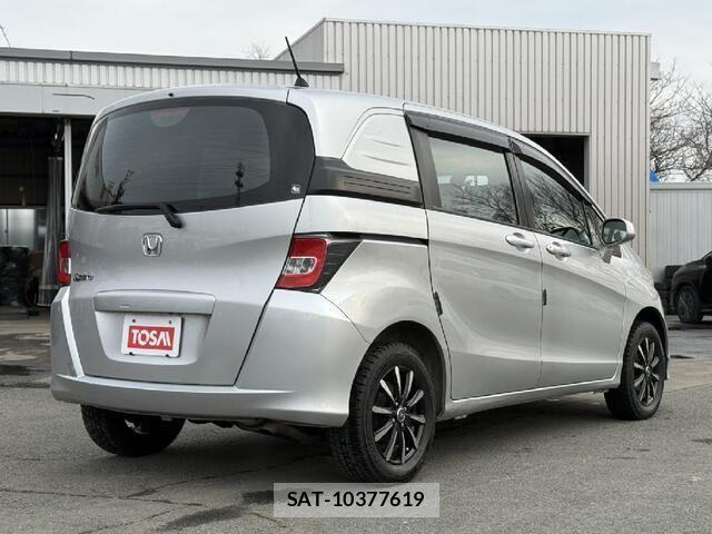 Honda FREED SPIKE 2015-03 4392520-20