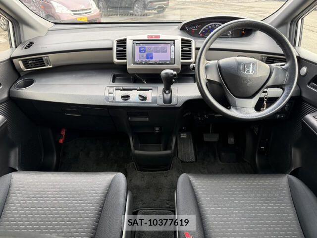 Honda FREED SPIKE 2015-03 4392520-4