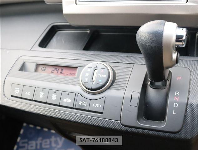 Honda FREED SPIKE 2012-06 2961192-7