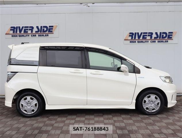 Honda FREED SPIKE 2012-06 2961192-3