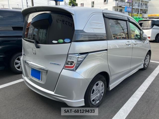Honda FREED SPIKE 2014-01 6671516-2
