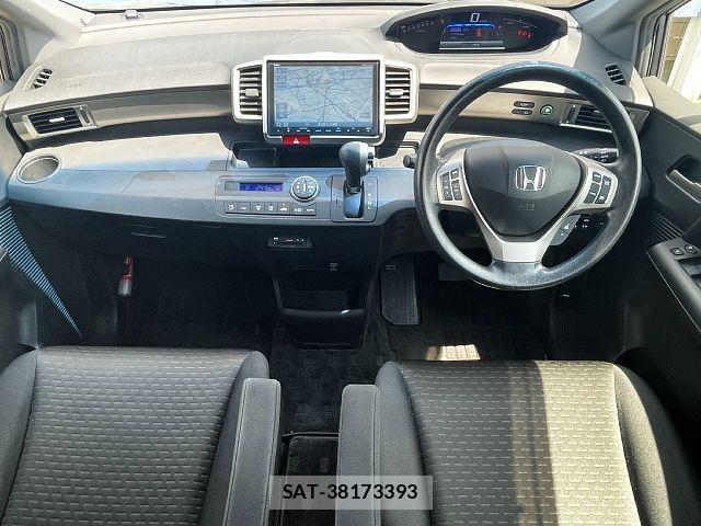 Honda FREED SPIKE 2015-02 6815032-1