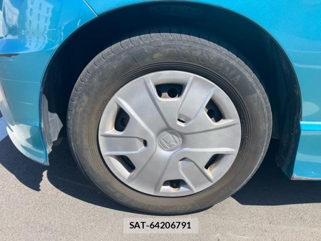 Honda FREED SPIKE 2012-07 6905713-8