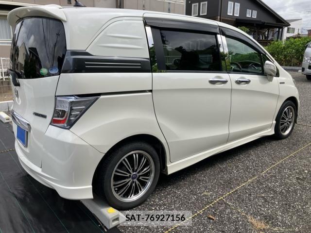Honda FREED SPIKE 2013-01 7327235-3
