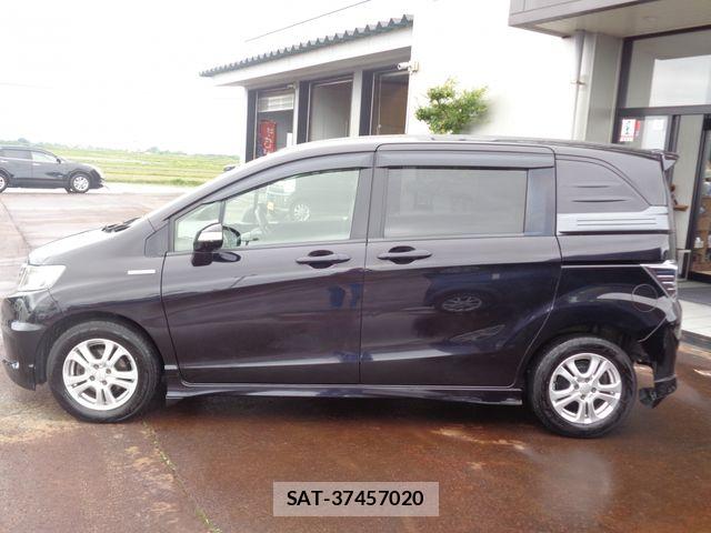 Honda FREED SPIKE 2012-09 7327232-6