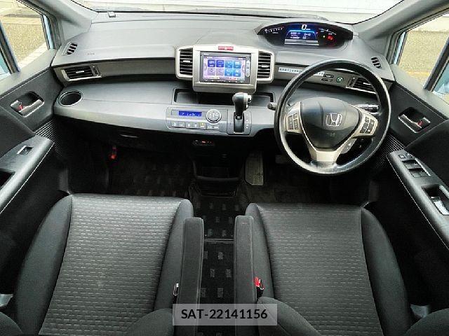 Honda FREED SPIKE 2014-06 7250913-1