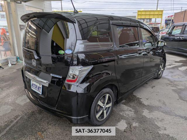 Honda FREED SPIKE 2013-07 7723629-1