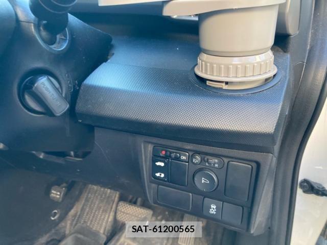 Honda FREED SPIKE 2014-03 7876614-17