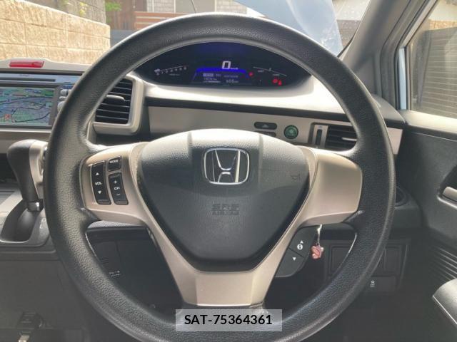 Honda FREED SPIKE 2013-06 8035714-17