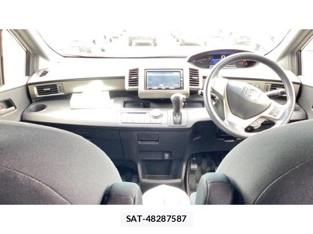 Honda FREED SPIKE 2011-12 8099309-13