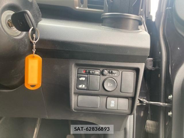 Honda FREED SPIKE 2011-11 8099315-16
