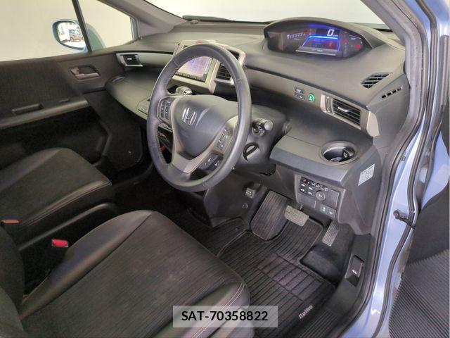 Honda FREED SPIKE 2014-06 8207649-25