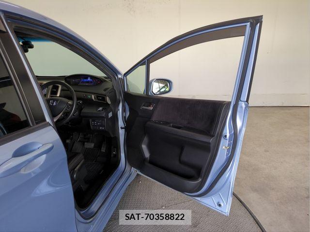 Honda FREED SPIKE 2014-06 8207649-28