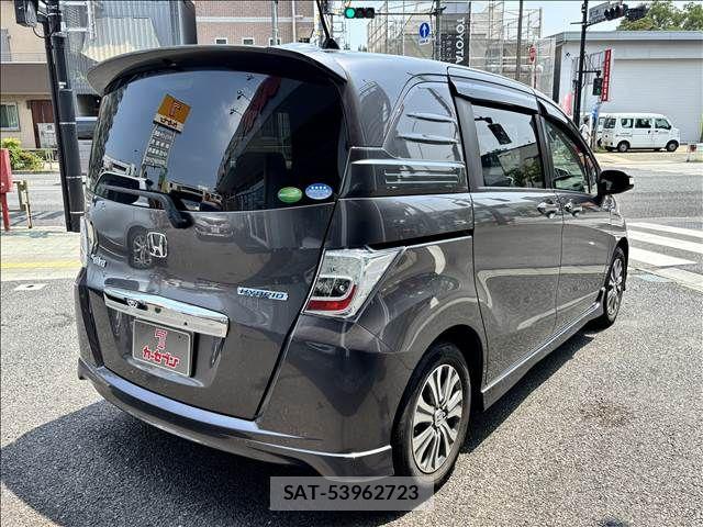 Honda FREED SPIKE 2013-08 8354555-9