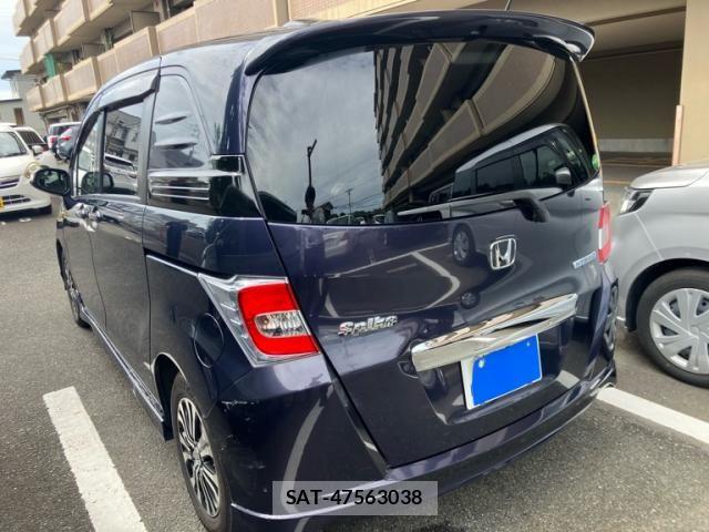 Honda FREED SPIKE 2014-06 8412609-4