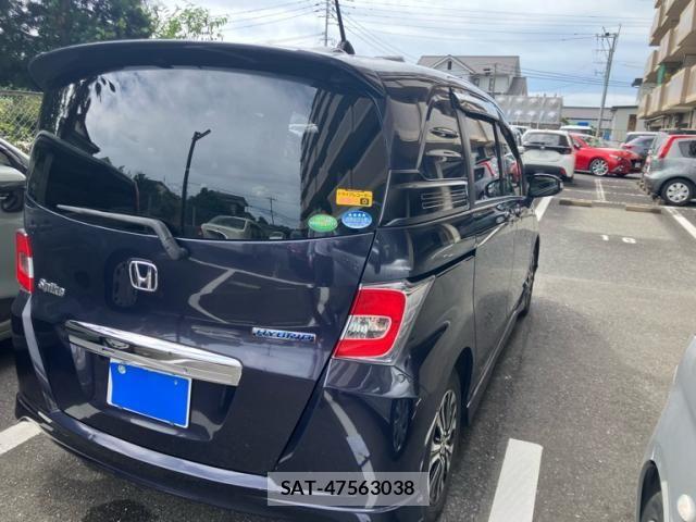 Honda FREED SPIKE 2014-06 8412609-5