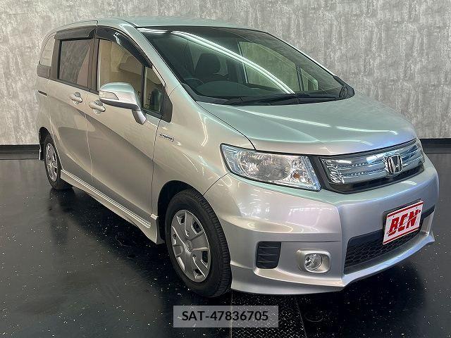 Honda FREED SPIKE 2013-09 8525002-21