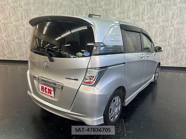 Honda FREED SPIKE 2013-09 8525002-23
