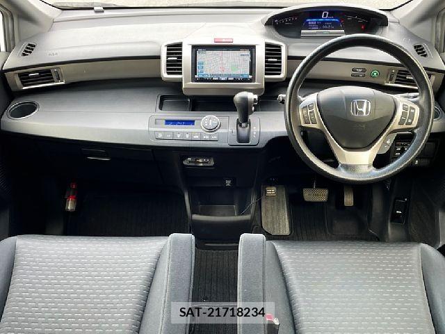 Honda FREED SPIKE 2014-06 8562020-1