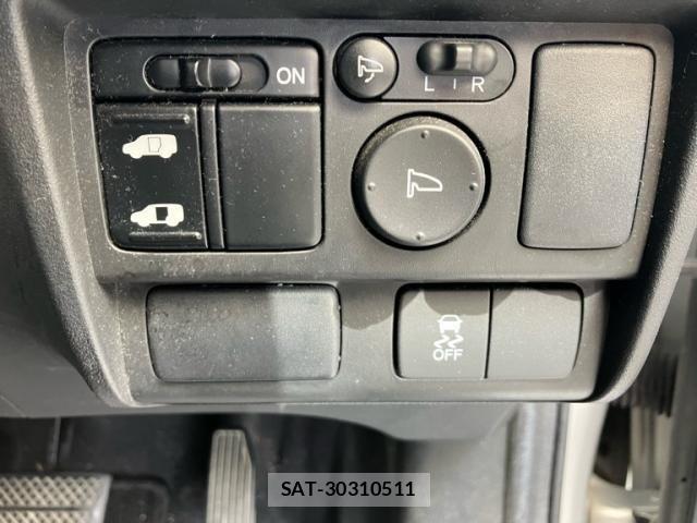 Honda FREED SPIKE 2013-09 8666189-13
