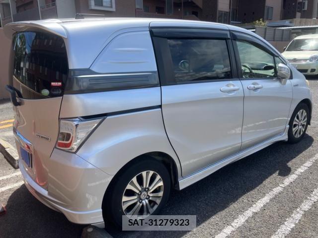 Honda FREED SPIKE 2012-03 8659246-3