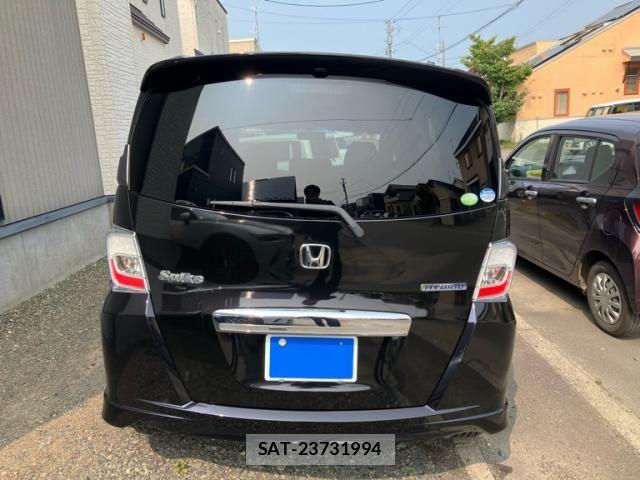 Honda FREED SPIKE 2012-11 8742368-3